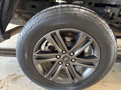 Used 2022 Ford F150 XLT w/ Equipment Group 302A High image 19