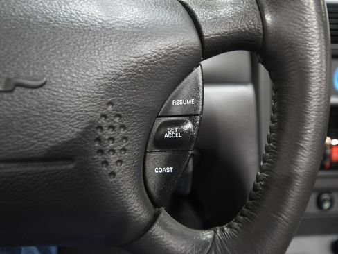 Used 2001 Ford Mustang GT RWD image 24