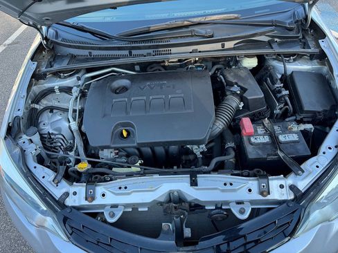 Used 2015 Toyota Corolla S image 24