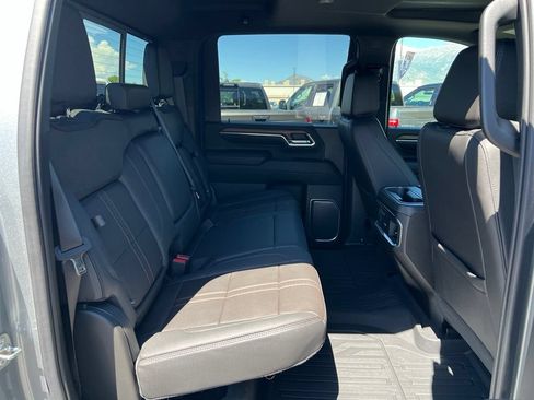 Used 2024 Chevrolet Silverado 3500 High Country w/ High Country Premium Package AWD/4WD image 23