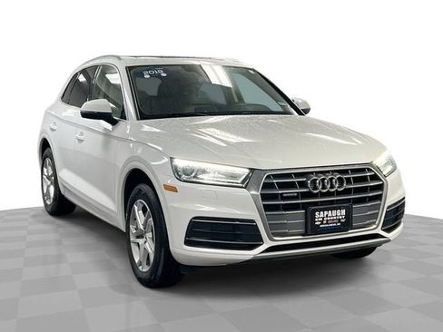 Used 2019 Audi Q5 2.0T Premium w/ Convenience Package AWD/4WD image 1