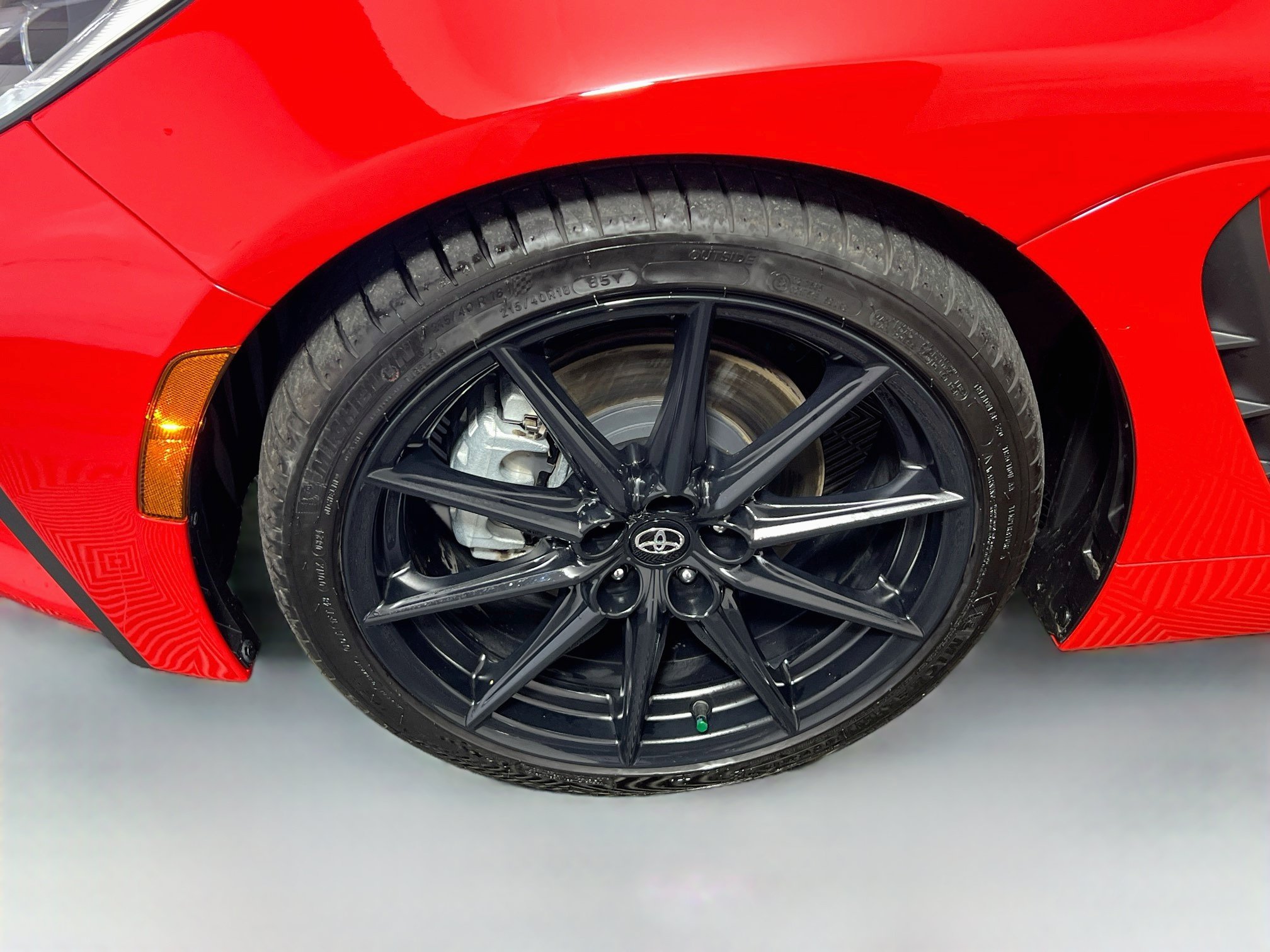 Used 2024 Toyota GR86 Premium RWD image 13