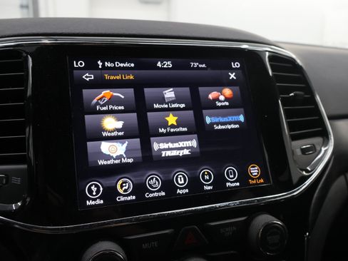 Used 2020 Jeep Grand Cherokee Altitude AWD/4WD image 56