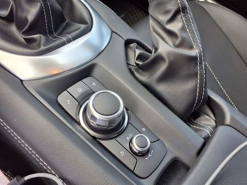 Used 2025 MAZDA MX-5 Miata RF Grand Touring RWD image 30
