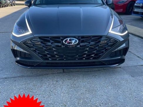 Used 2023 Hyundai Sonata Limited image 2