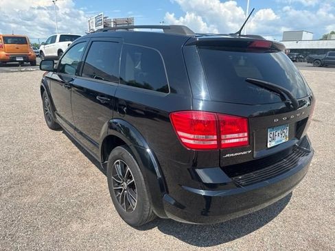 Used 2018 Dodge Journey SE w/ Blacktop Package FWD image 7
