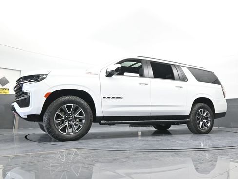 Used 2024 Chevrolet Suburban Z71 image 62