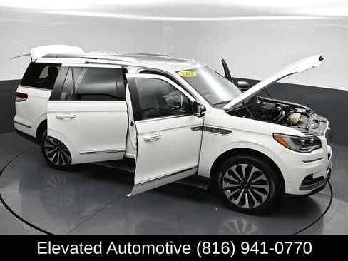 Used 2022 Lincoln Navigator Reserve AWD/4WD image 33