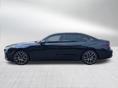 Used 2023 BMW 760i xDrive AWD/4WD image 4