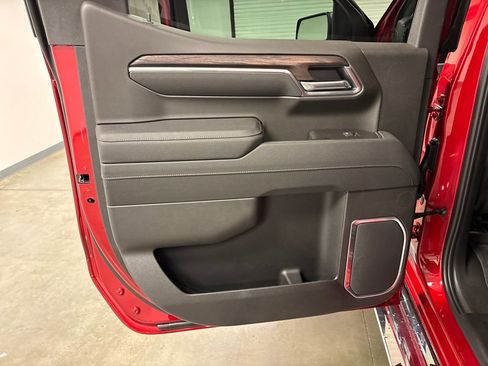 New 2026 GMC Sierra 1500 SLT w/ SLT Premium Plus Package AWD/4WD image 29