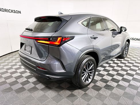 Used 2023 Lexus NX 250 FWD w/ Premium Package image 3