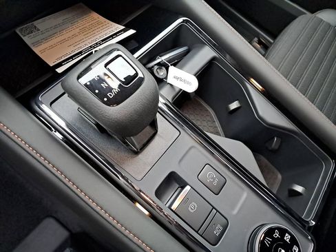 New 2025 Nissan Pathfinder Rock Creek image 25