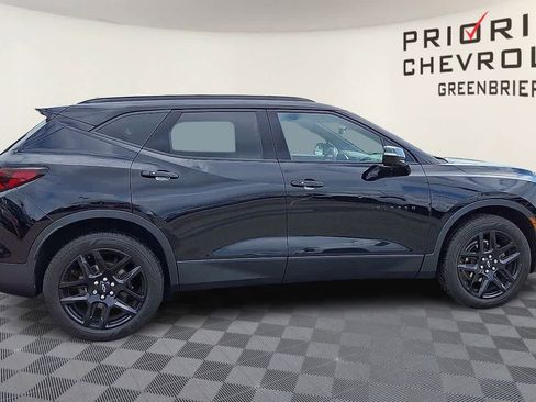 Used 2022 Chevrolet Blazer LT w/ Sound & Technology Package FWD image 9
