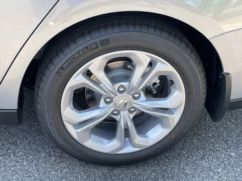 New 2025 Honda Accord LX image 9