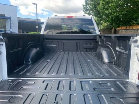 Used 2024 Ford F150 XLT AWD/4WD image 5