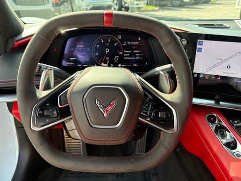 Used 2021 Chevrolet Corvette Stingray Premium Conv w/ Z51 Performance Package RWD image 20