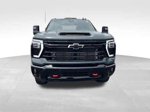 Used 2026 Chevrolet Silverado 2500 LT w/ Trail Boss Package AWD/4WD image 2