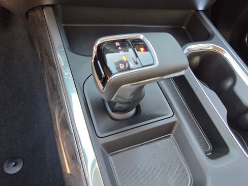 New 2026 Chevrolet Silverado 1500 LTZ w/ LTZ Premium Package AWD/4WD image 30