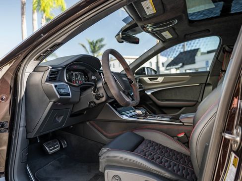 Used 2023 Audi RS 6 w/ Carbon Optic Package image 22