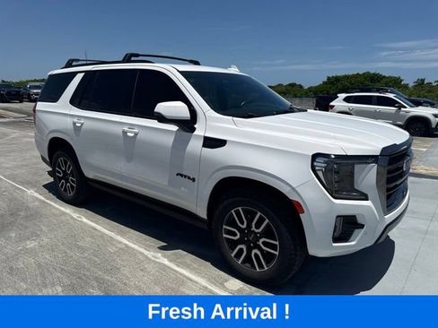 Used 2023 GMC Yukon AT4 w/ AT4 Premium Package AWD/4WD image 17