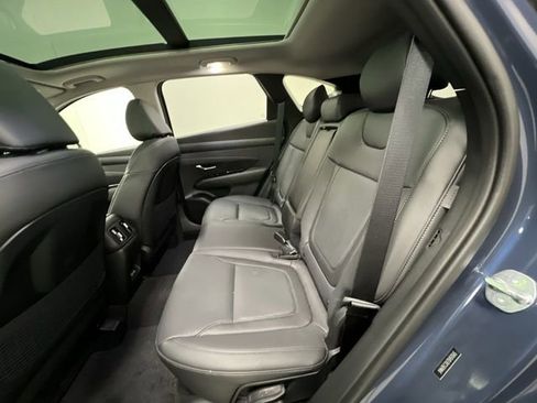 Used 2025 Hyundai Tucson Limited AWD/4WD image 26