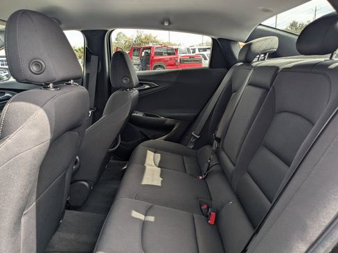 Used 2024 Chevrolet Malibu LT image 12