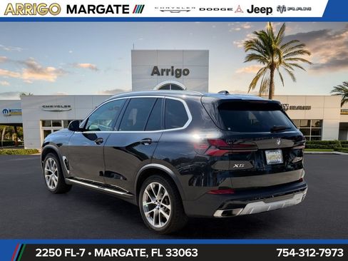 Used 2024 BMW X5 sDrive40i w/ Premium Package RWD image 5