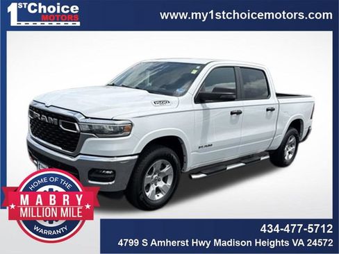 Used 2025 RAM 1500 Big Horn AWD/4WD image 1