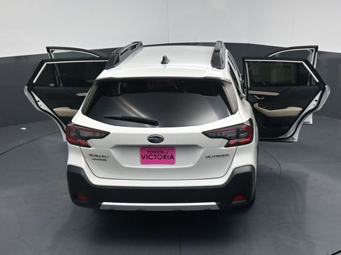 Used 2023 Subaru Outback Limited image 14