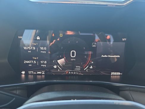 Used 2023 GMC Canyon Denali image 21