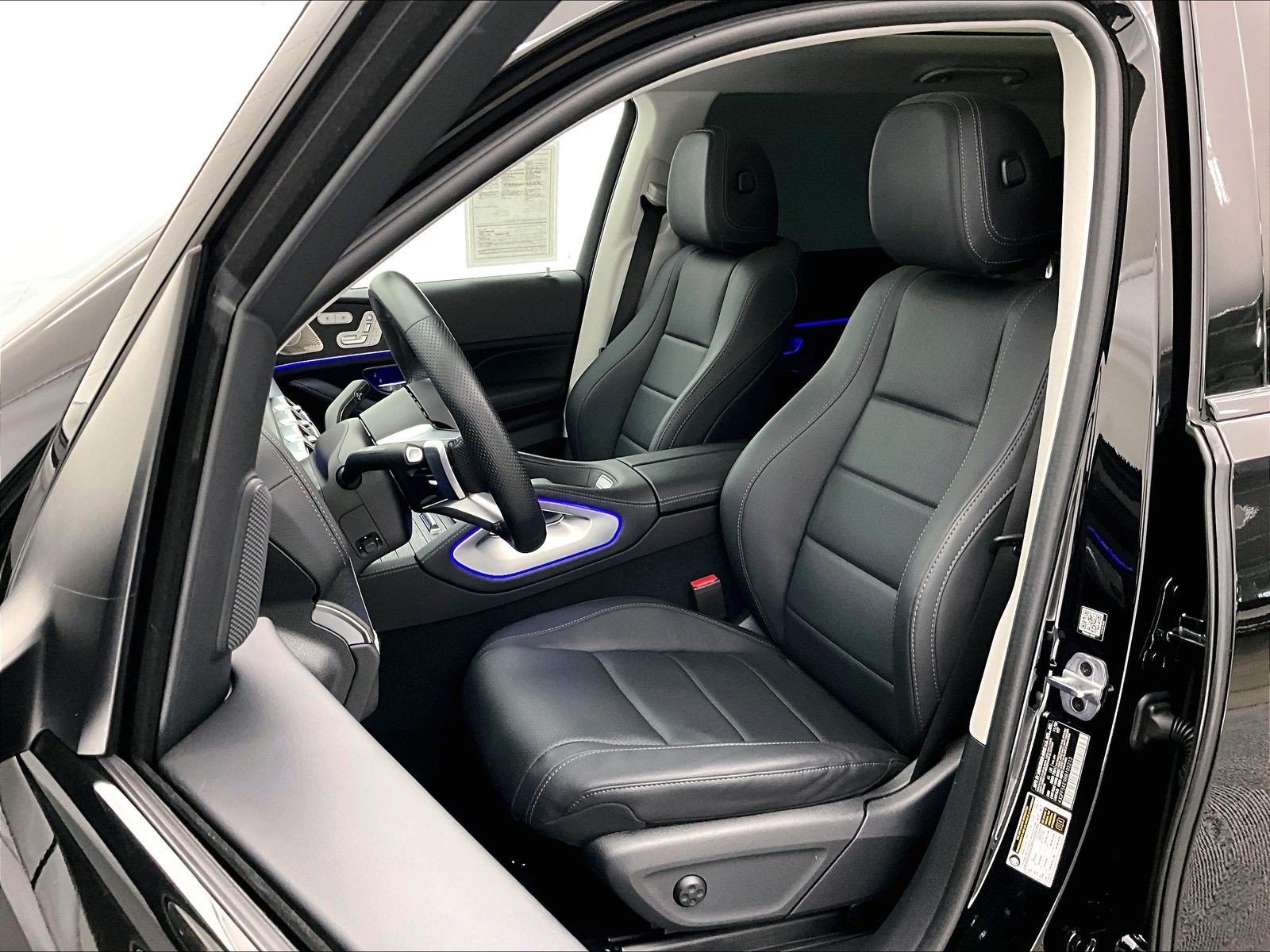 Certified 2024 Mercedes-Benz GLS 450 4MATIC image 16
