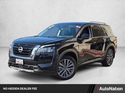 Used 2024 Nissan Pathfinder SL w/ SL Premium Package