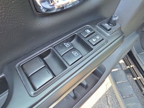 Used 2023 Nissan Titan PRO-4X w/ Pro-4x Convenience Package AWD/4WD image 29