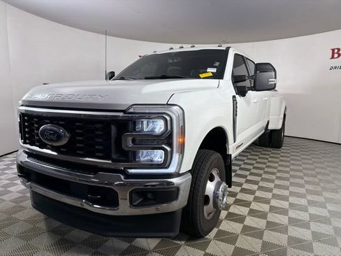 Used 2024 Ford F350 Lariat w/ Lariat Ultimate Package AWD/4WD image 4