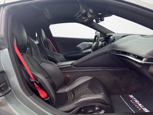 Used 2023 Chevrolet Corvette Stingray Preferred Cpe w/ Z51 Performance Package RWD image 28