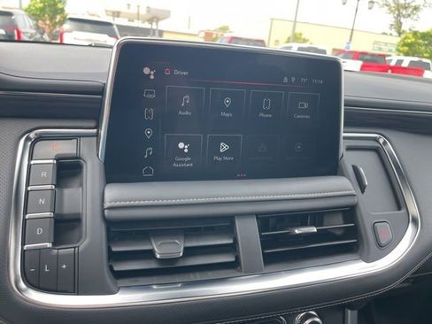 Used 2023 GMC Yukon XL SLT w/ SLT Luxury Package AWD/4WD image 26