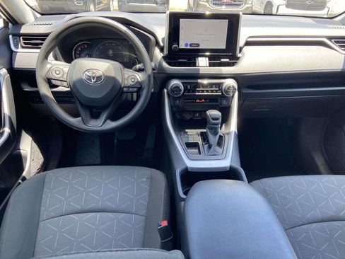 Used 2025 Toyota RAV4 XLE w/ Convenience Package FWD image 12