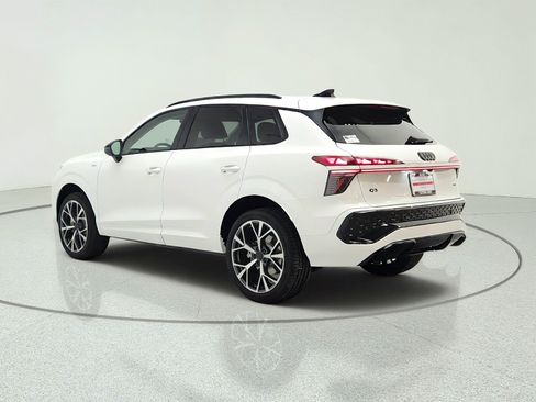 New 2026 Audi Q3 quattro 2.0T AWD/4WD image 7