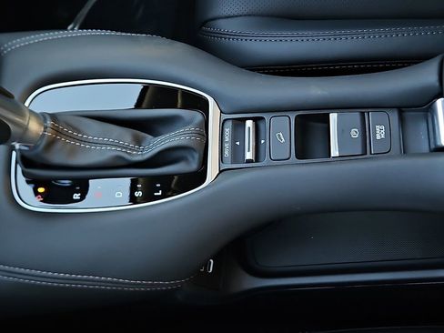 New 2026 Honda HR-V EX-L image 23