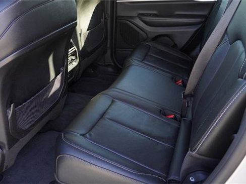 Certified 2023 Jeep Grand Cherokee Limited image 14