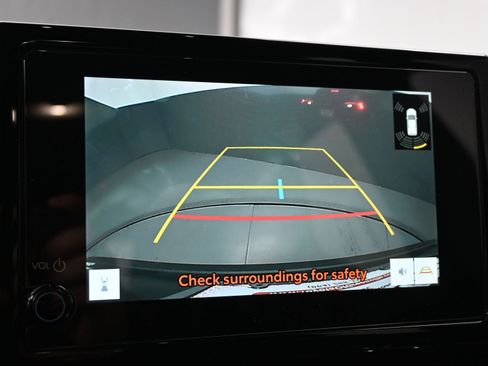 Used 2024 Toyota Corolla Cross XSE image 13