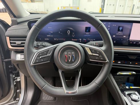 Used 2025 Buick Envision Sport Touring image 13