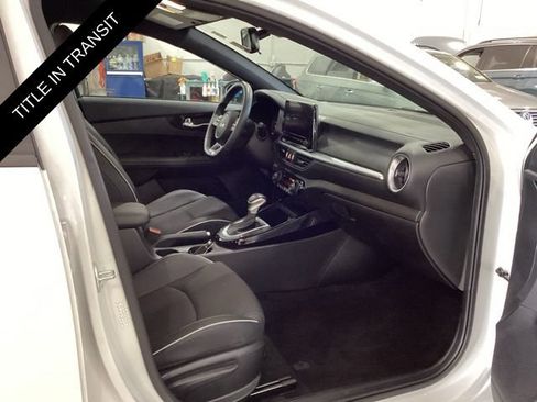 Used 2023 Kia Forte GT-Line FWD image 11