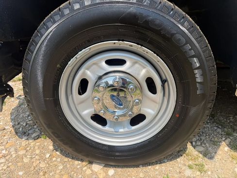 Used 2016 Ford F250 XL w/ Power Equipment Group RWD image 21