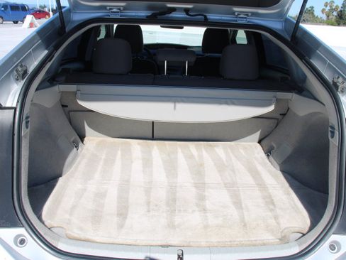 Used 2015 Toyota Prius Three w/ Solar Roof Package FWD image 13