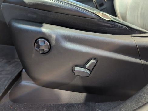 Used 2015 Jeep Grand Cherokee Limited AWD/4WD image 13