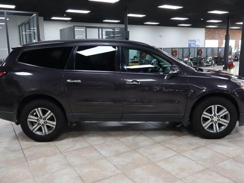 Used 2015 Chevrolet Traverse LT image 6