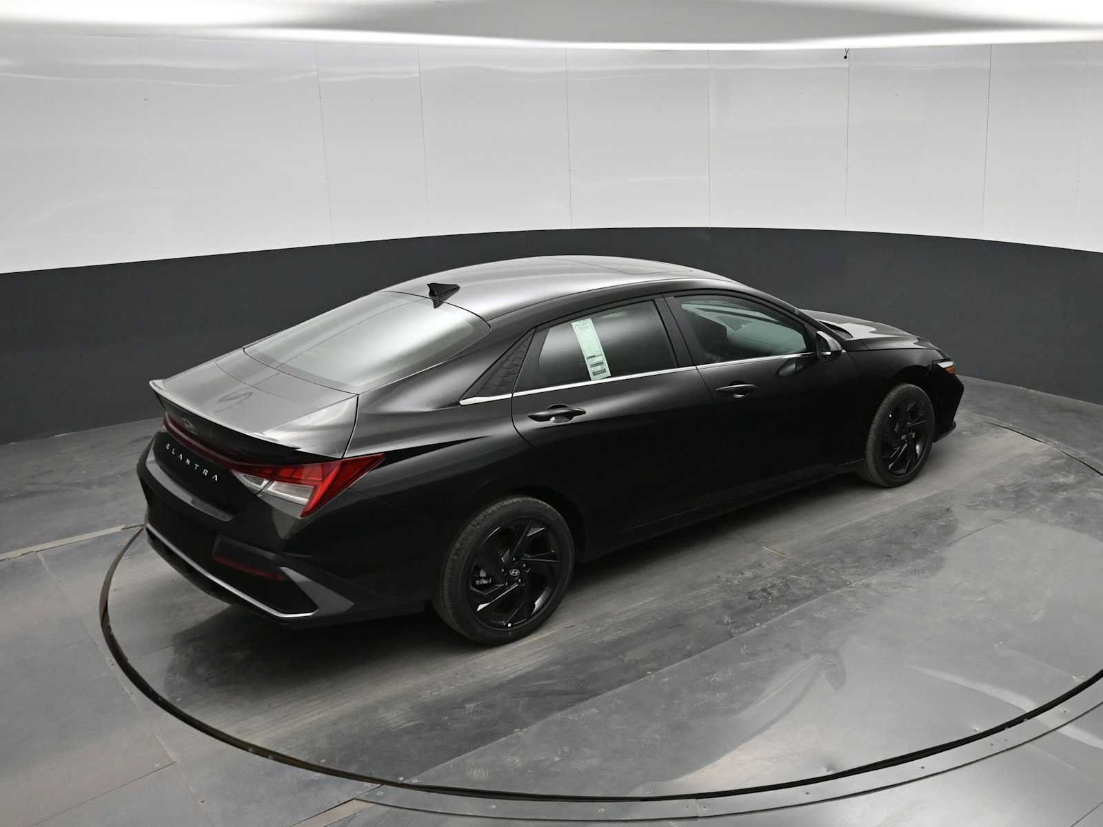 New 2026 Hyundai Elantra SEL Sport Premium FWD image 28