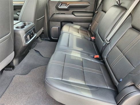 Used 2024 Chevrolet Silverado 1500 High Country w/ Technology Package image 30