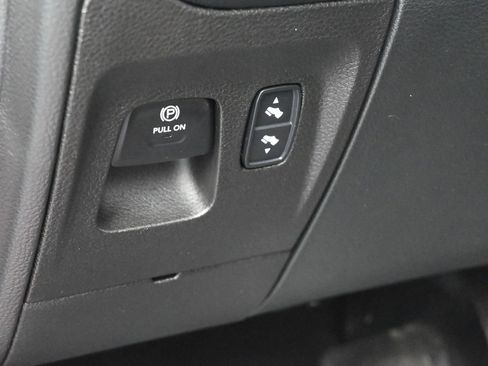 Used 2022 RAM 1500 Big Horn image 16